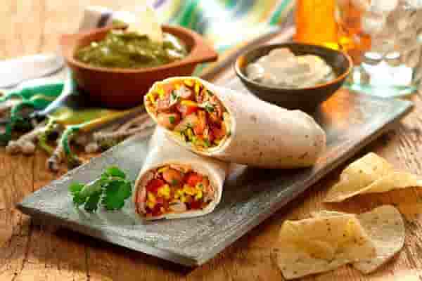 Burrito là gì vậy? Cách làm bánh Burrito truyền thống của Mexico - Học Đấu Thầu