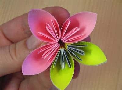 Cách xếp quả cầu hoa bằng giấy theo phong cách origami tuyệt đẹp - Hình 6