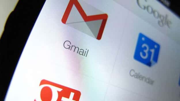 Yêu cầu duy nhất của Email biết dùng một phần mềm thư điện tử (Email program).