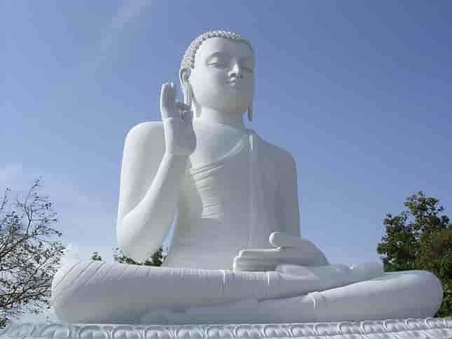 Khái niệm pháp (dharma) trong Phật giáo
