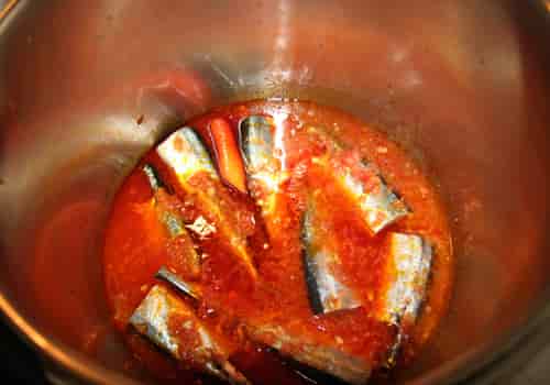 Làm cá nục sốt cà chua ngon như đóng hộp, hóa ra mẹo cực dễ nằm ở ngay bước này - 3