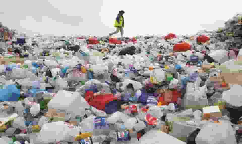 Ô nhiễm trắng và tác hại của rác thải nhựa đến môi trường, con người?
